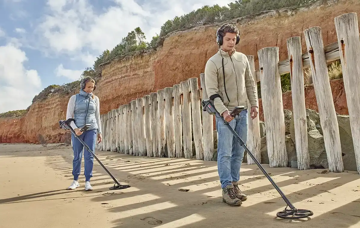 قیمت فلزیاب سی تی ایکس 3030