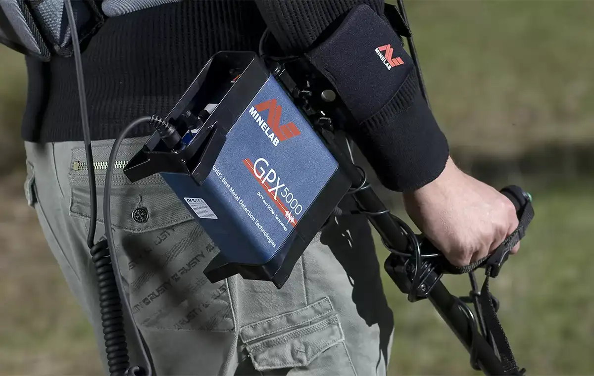 فلزیاب جی پی ایکس 5000